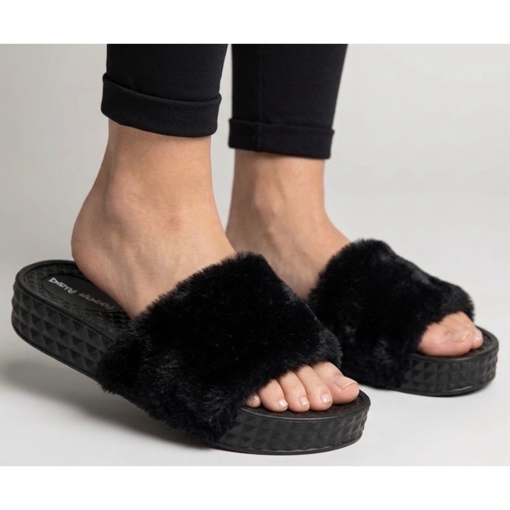 Dirty Laundry Black Faux Fur Platform Slide Sandals Size 9 NEW